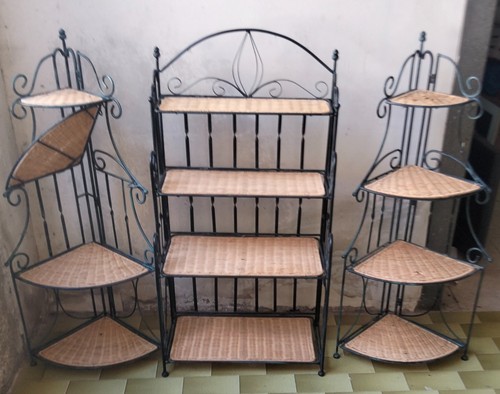 Scaffale angoliere in - 2,